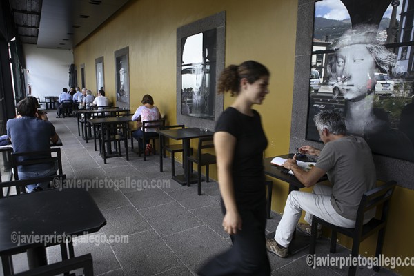 Cafe do Museu, terraza del Museo de Arte Sacro. Plaça do Municipio. Funchal. Madeira. Portugal. © Javier Prieto Gallego