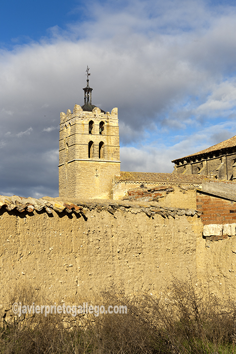 Iglesia de San Juan Bautista. Localidad de Santoyo.Tierra de Campos. Palencia. Castilla y León. España. © Javier Prieto Gallego