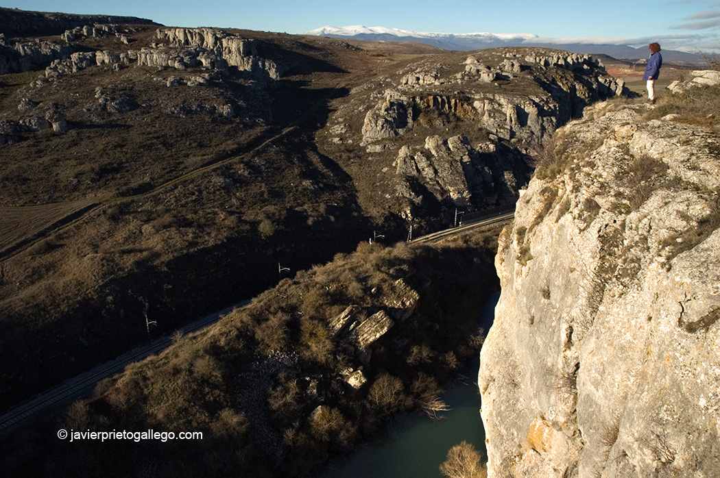 Río Pisuerga y Cañón de La Horadada en el paraje geológico de Las Tuerces. Palencia (España). © Javier Prieto Gallego